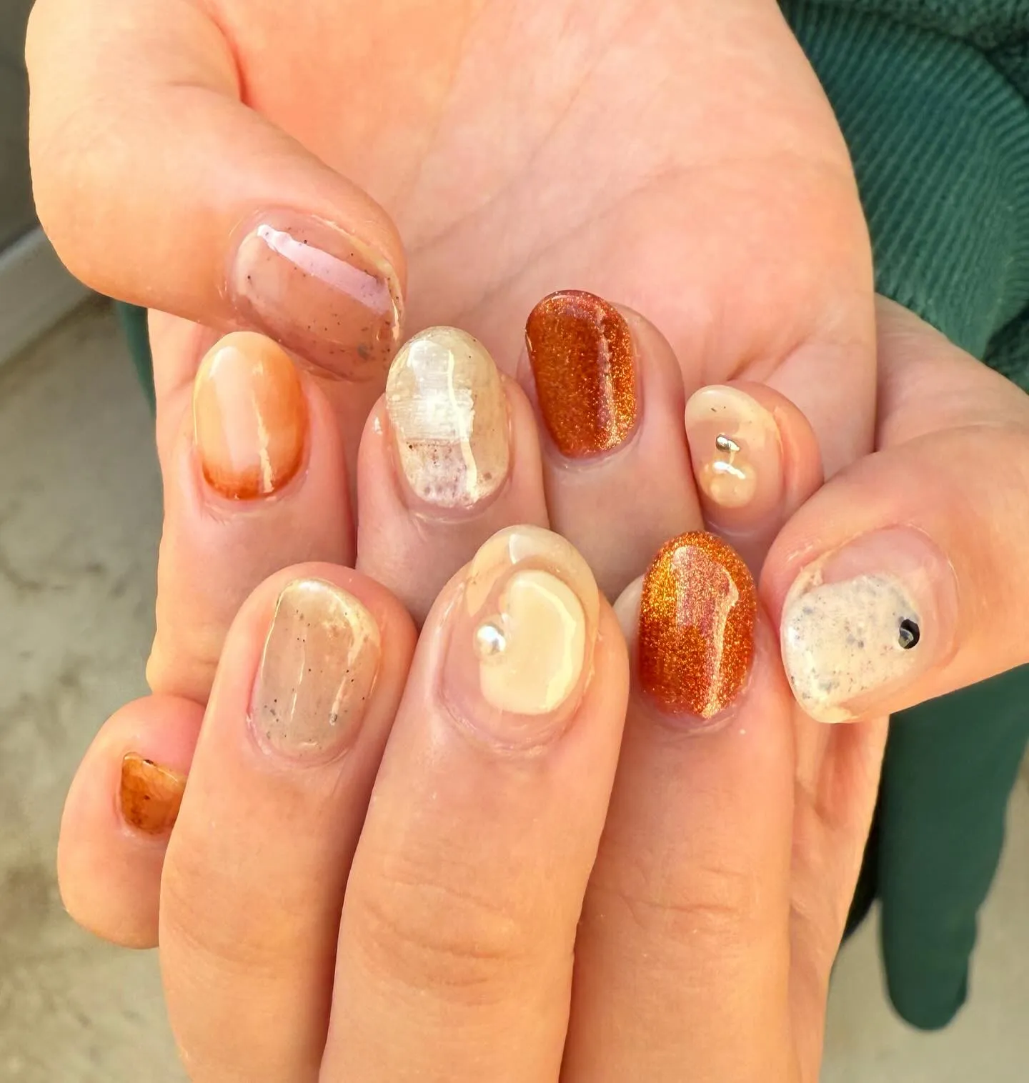 赤茶系でおまかせ☺️いつもありがとうございます🥰#下北沢ネイ...