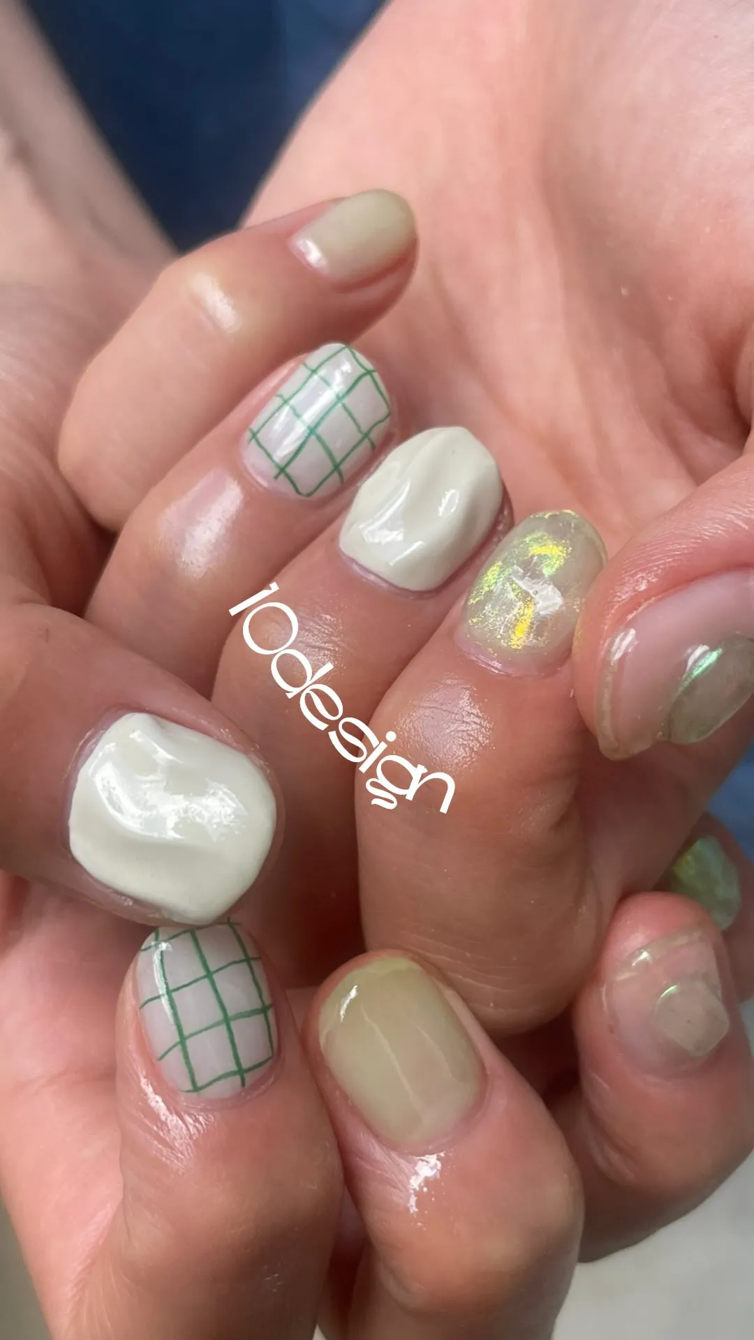 緑系でカジュアルでチェックとかぽこぽこしてるがお好きとのこと...