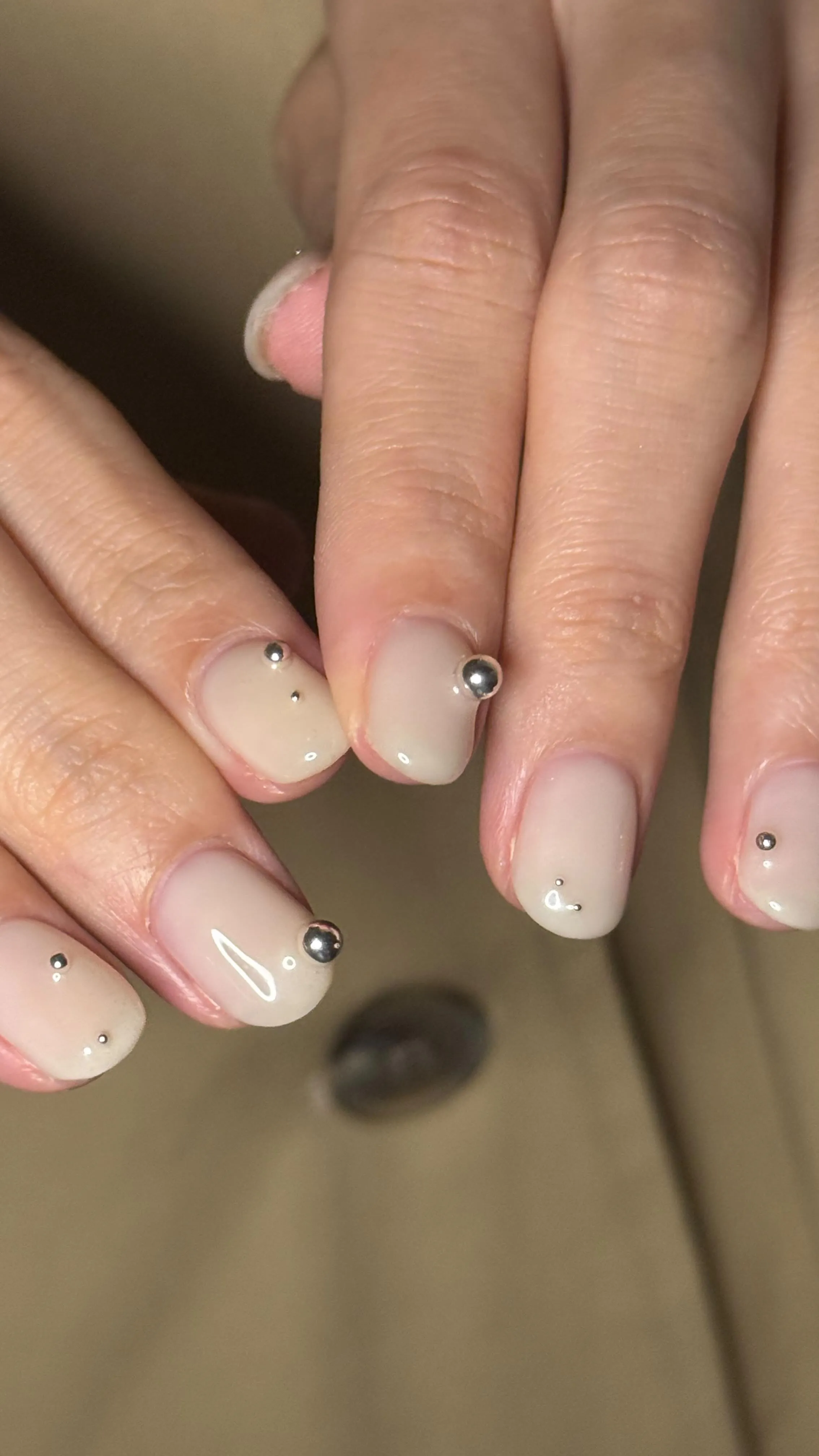 つぶつぶ☺️シンプルデザインより💅いつもありがとうございます...